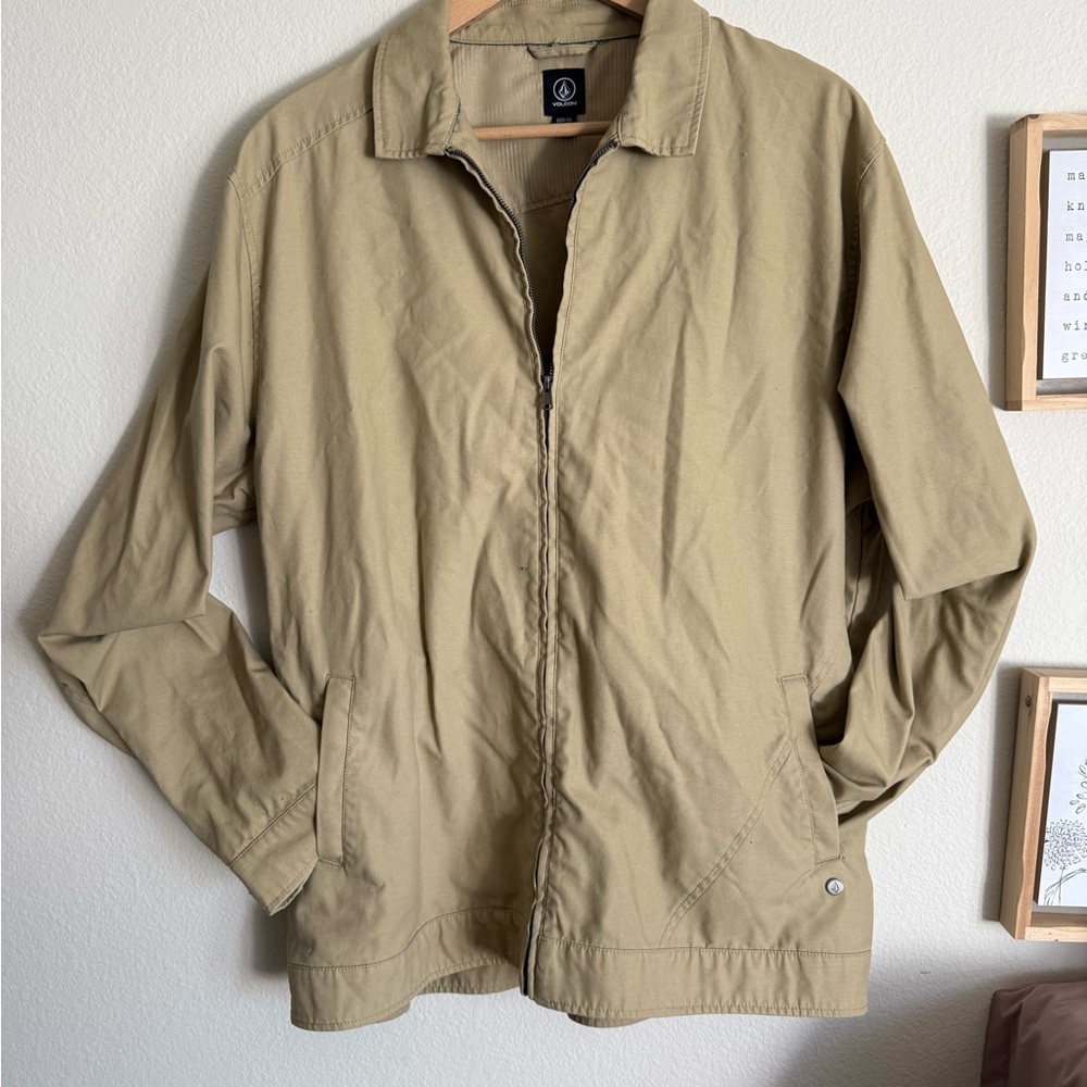 Volcom Tan Lightweight Shirt Jacket with Relaxed Fit